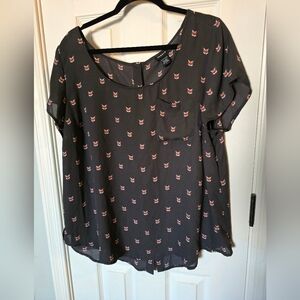 Torrid Foxes with glasses top Size 1